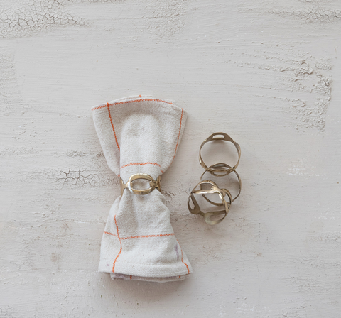 Brass Chain Shaped Napkin Ring / Set of 4