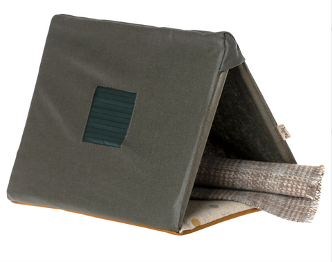 Mouse Tent