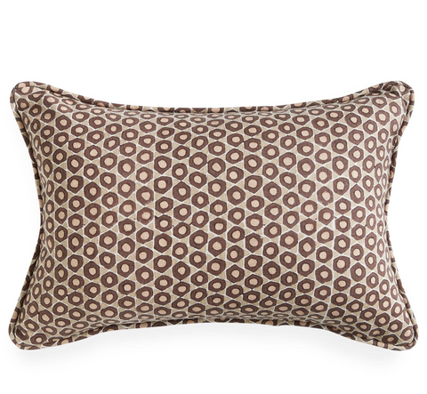 Bejmat Shell Pillow - 12" x 18"
