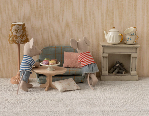 Oval Coffee Table