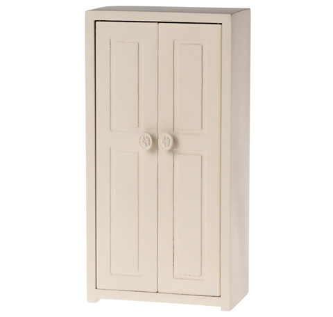 Mouse Closet