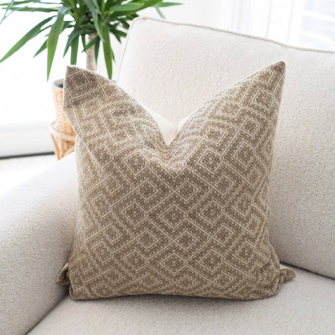 Everly Pillow - 18x18