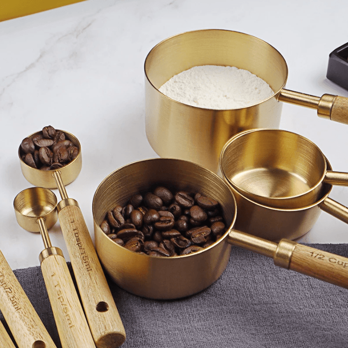 Gold Stainless Steel Measuring Cups Set: 4 spoons