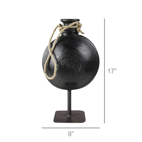Bola Clay Pot on Stand