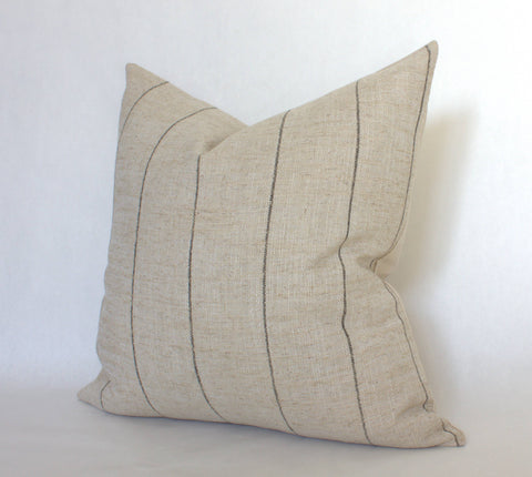 Evans Pillow - 22x22