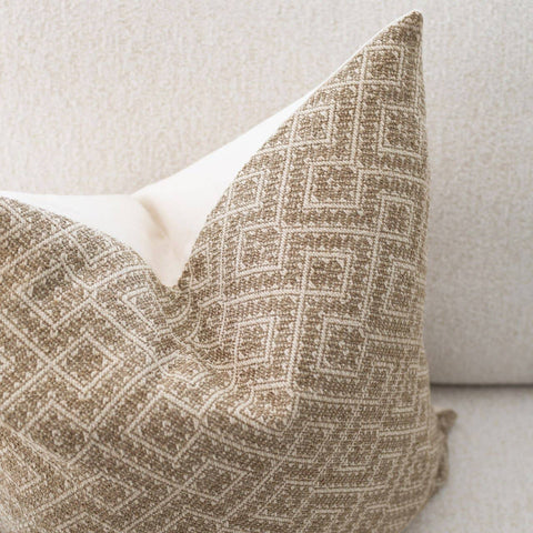 Everly Pillow - 18x18