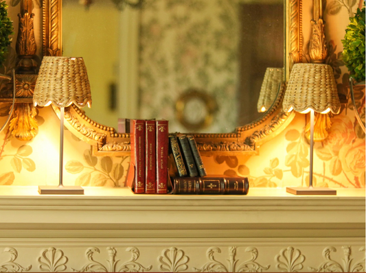 Small Scallop Lampshade in Water Hyacinth