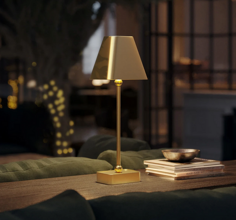 Gadabout Cordless Table Lamp