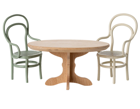 Oval Dining Table