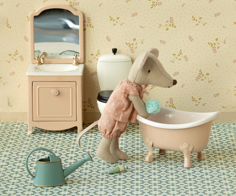 Mouse Bathtub