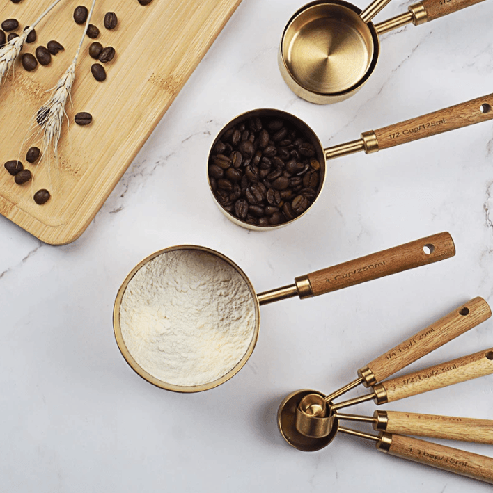 Gold Stainless Steel Measuring Cups Set: 4 spoons