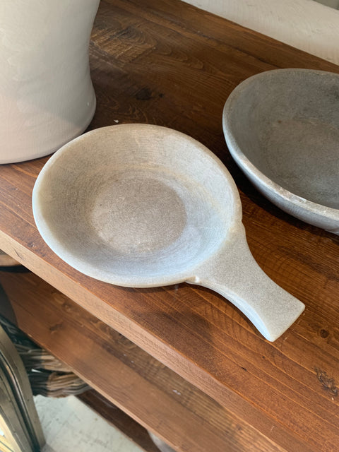Round Marble Bowl w/Handle
